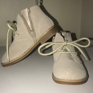 Toddler size 6 Chelsea Boots